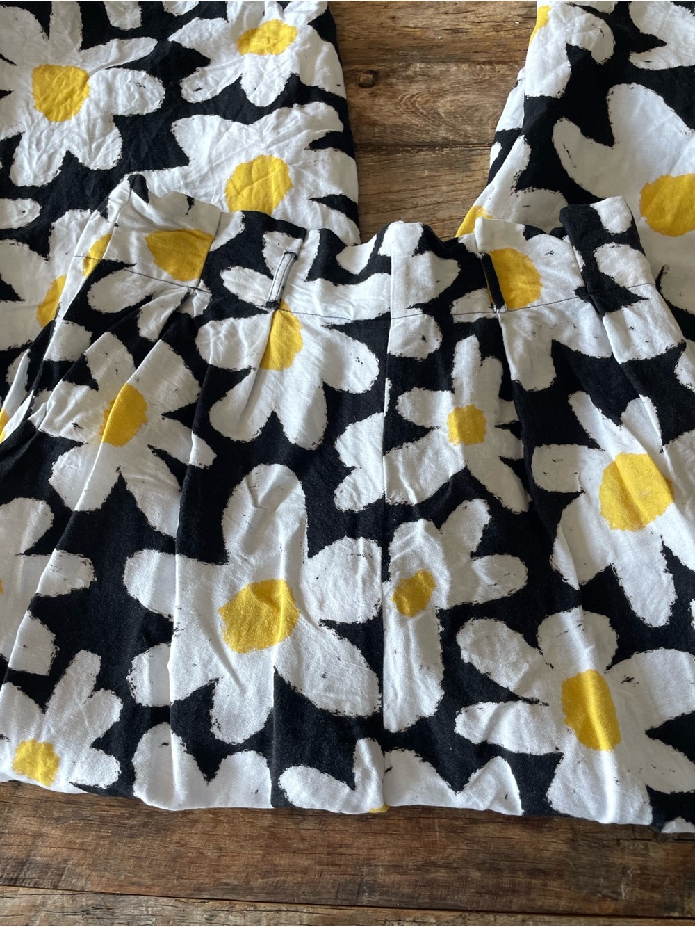 Farm Rio Daisy Pants - Picture 8 of 8